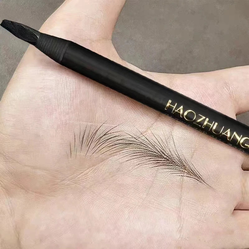 Crayon à sourcils waterproof longue tenue